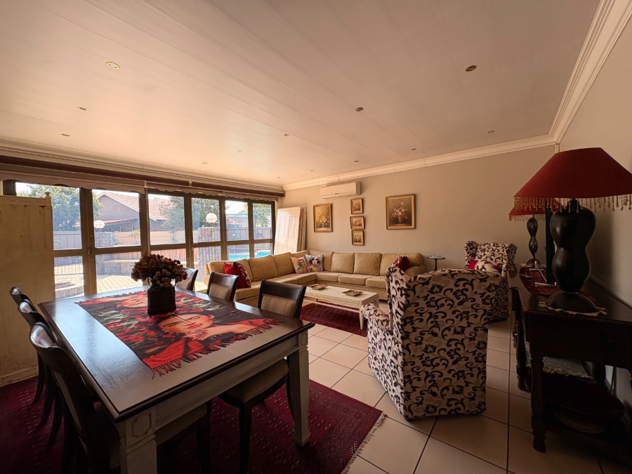 3 Bedroom Property for Sale in Neserhof North West